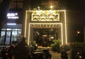 Bảng Hiệu Chữ Nổi Mica: ALADDIN